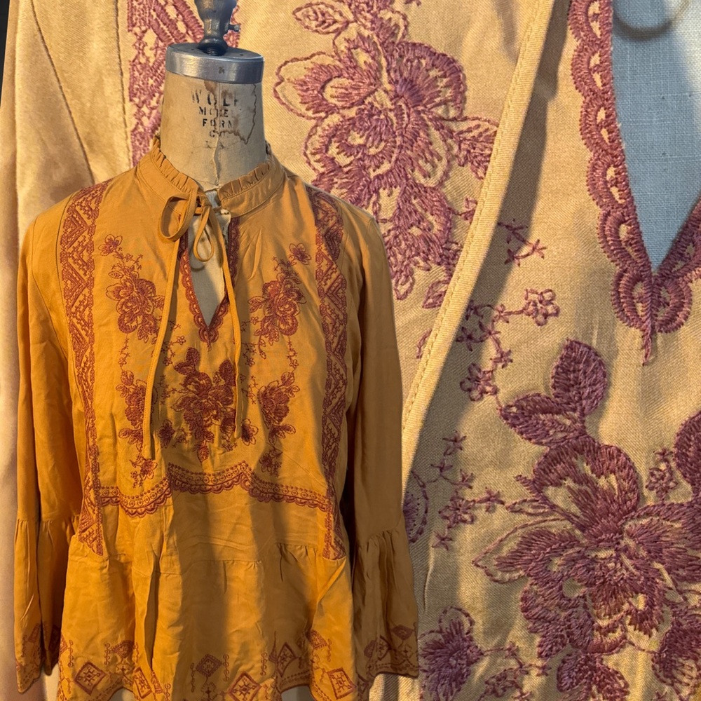 Embroidered FloralMustard Blouse - Picture 2 of 2